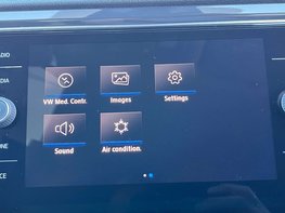 Volkswagen T-Roc 1.5 T-Roc SEL TSi Evo 5dr 37