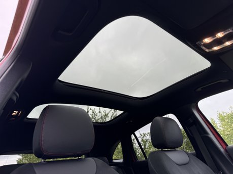 Mercedes-Benz GLA Class GLA 220D 4M AMG Line Premium Plus Auto Diesel PAN ROOF/MEMORY SEATS/360 CAM 17