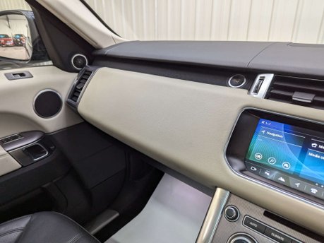 Land Rover Range Rover Sport 3.0 Range Rover Sport HSE SDV6 Auto 4WD 5dr 84