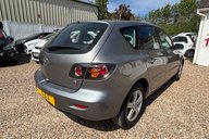 Mazda 3 TS..LOTS OF HISTORY.. 14 SERVICES.. LAST OWNER 11 YEARS.. BLUETOOTH 7