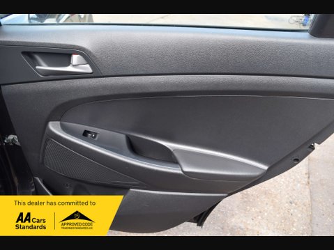 Hyundai TUCSON 1.6 Tucson S Blue Drive 2WD GDi 5dr 35