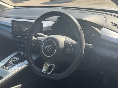 MG MG5 61.1kWh Trophy Long Range Estate 5dr Electric Auto (156 ps) 12