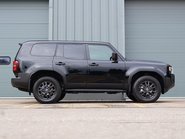 Toyota Land Cruiser COMMERCIAL WITH  REAR SEATS AND PRIVACY  8