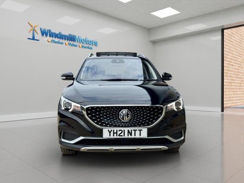 MG ZS 44.5kWh Exclusive Auto 5dr 6