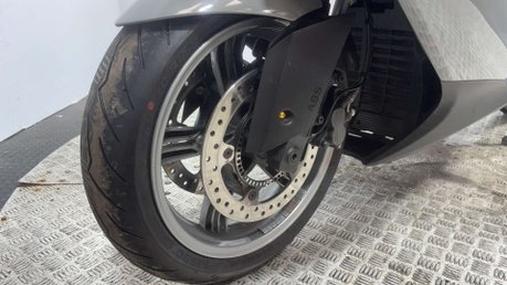 BMW C650 GT 2012 23K MOT COMES SERVICED MAXI SCOOTER 650CC BIKE TOURER 17