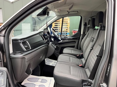 Ford Tourneo Custom 2.0 320 EcoBlue Titanium Auto L2 Euro 6 (s/s) 5dr 9