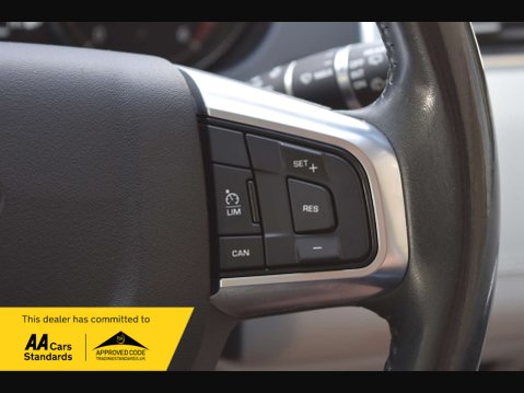 Land Rover Discovery Sport 2.0 Discovery Sport SE Tech TD4 4WD 5dr 48