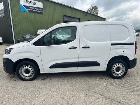 Peugeot Partner BLUEHDI PROFESSIONAL PREMIUM PLUS L1 2