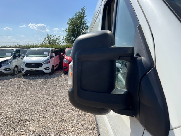 Peugeot Boxer MWB L2H2 Medium Roof 350 Air Con Nav EURO 6 NO VAT 18