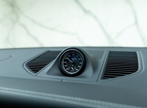 Porsche Macan GTS 18