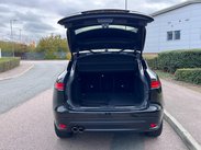 Jaguar F-Pace 2.0 D180 Chequered Flag Auto AWD Euro 6 (s/s) 5dr 38