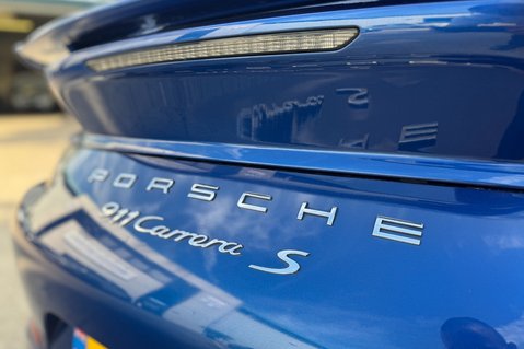 Porsche 911 CARRERA S PDK 32