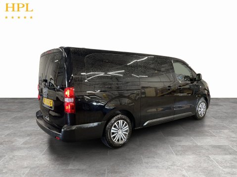 Vauxhall Vivaro Life 50kWh Combi MPV 5dr Electric Auto LWB (9 Seat, 7.4kW Charger) (136 ps) Allo 7