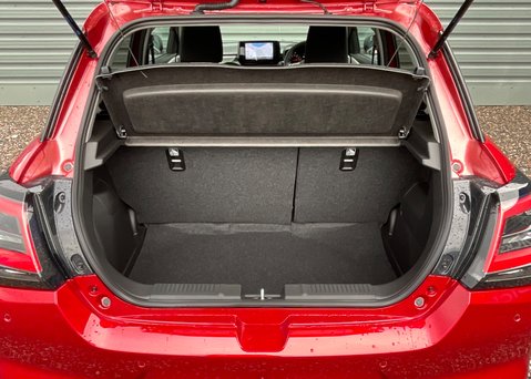 Suzuki Swift Motion 1.2 Mild Hybrid 16