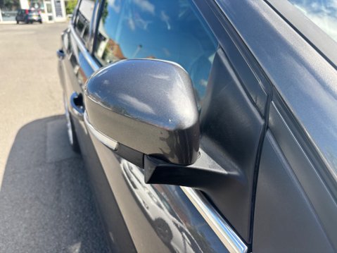 Ford Focus TITANIUM X 25