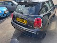 Mini Hatch COOPER 15