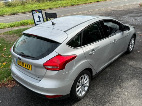 Ford Focus TITANIUM WITH NAV 20