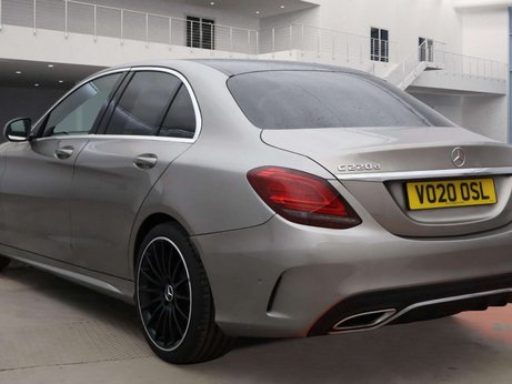 Mercedes-Benz C Class 2.0 C 220 AMG Line Premium D Auto 4dr 1