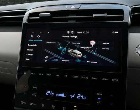 Hyundai TUCSON T-GDI ULTIMATE Petrol Hybrid 43