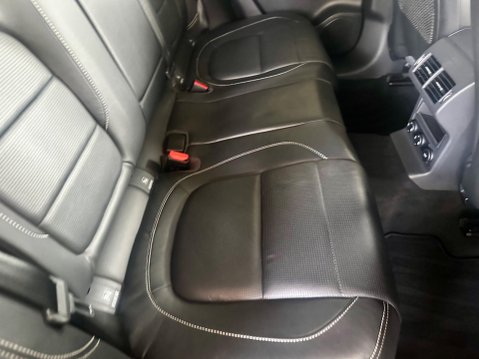 Jaguar F-Pace 2.0 D180 R-Sport Auto AWD Euro 6 (s/s) 5dr 36