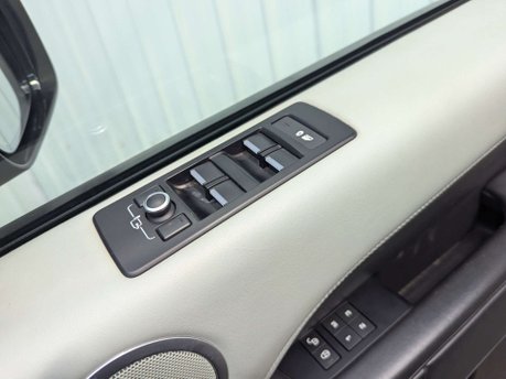 Land Rover Discovery 2.0 Discovery Luxury HSE SD4 Auto 4WD 5dr 85