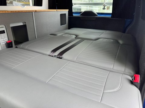Volkswagen Transporter T28 TDI P/V HIGHLINE 43