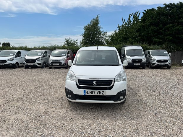Peugeot Partner SWB L1H1 Low Roof Professional Air Con Sensors EURO 6 NO VAT 3