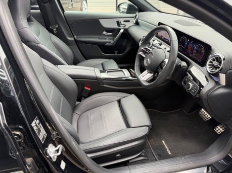 Mercedes-Benz A Class AMG A 35 4MATIC PREMIUM PLUS MHEV 27