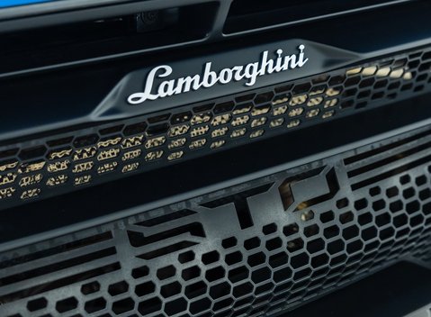 Lamborghini Huracan STO 45