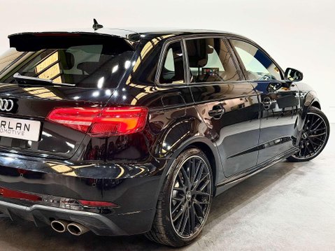 Audi S3 2.0 TFSI Black Edition Sportback 5dr Petrol S Tronic quattro Euro 6 (s/s) ( 19
