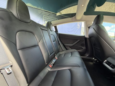 Tesla Model 3 Saloon 4dr Electric Auto RWD (241 bhp) 26