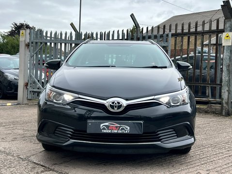Toyota Auris VVT-I ACTIVE TOURING SPORTS 7