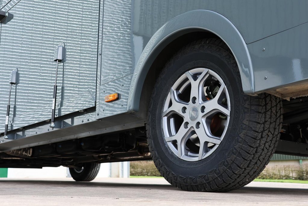 Renault Master 2026 Brand new 3.5 ton  AUTOMATIC Stallion build WITH REAR BED OPTION   23