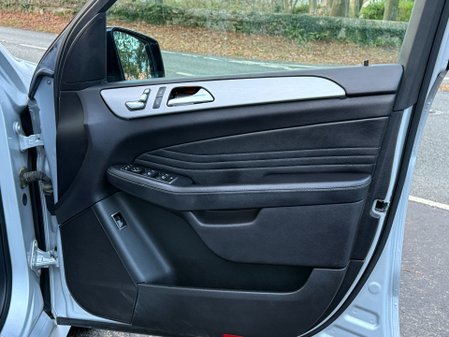 Mercedes-Benz GLE GLE 250 D 4MATIC AMG LINE 29