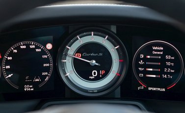 Porsche 911 Turbo S Cabriolet (992) 18