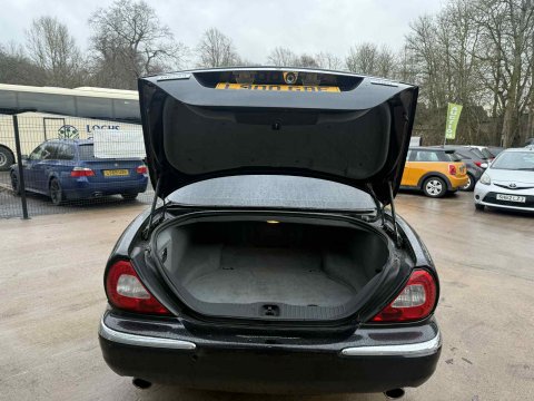 Jaguar XJ TDVI SOVEREIGN LWB 9
