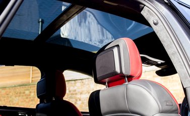 Porsche Macan Turbo 17