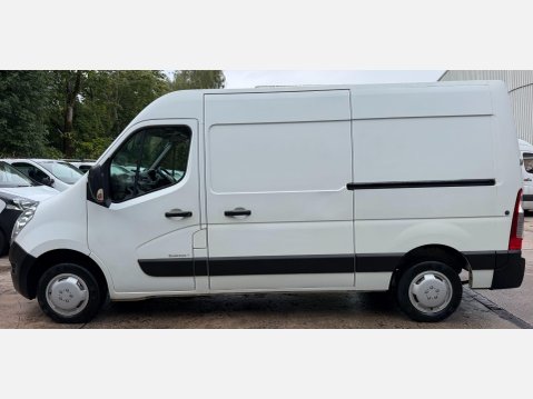 Renault Master 2.3 dCi 33 Business+ Panel Van 5dr Diesel Manual FWD MWB Medium Roof Euro 5 21