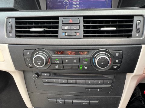 BMW M3 M3 DCT CONVERTIBLE 28