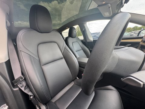 Tesla Model Y (Dual Motor) Long Range SUV 5dr Electric Auto 4WDE (384 bhp) 10
