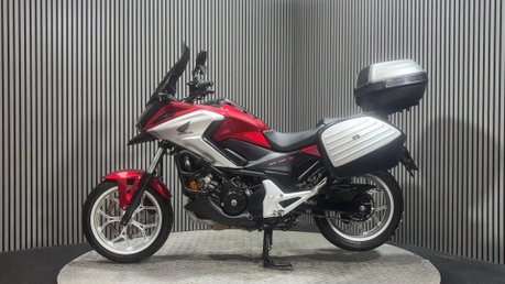 Honda NC750X DCT 2017 ONLY 17K AUTO FULL LUGGAGE 750CC A2 6