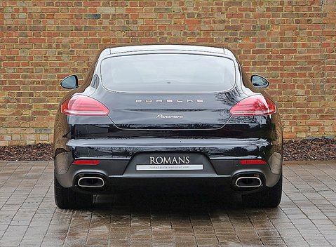 Porsche Panamera Diesel 13