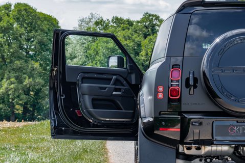 Land Rover Defender D350 X-Dynamic HSE Hardtop 7