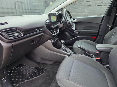 Ford Fiesta 1.0T EcoBoost Titanium Euro 6 (s/s) 5dr 10