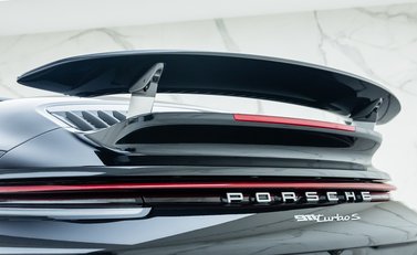 Porsche 911 Turbo S Cabriolet (992) 34