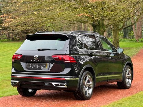 Volkswagen Tiguan 1.5 TSI R-Line Edition DSG Euro 6 (s/s) 5dr 12