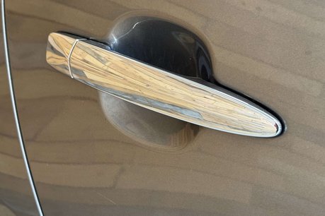 Nissan LEAF 30kWh Tekna Hatchback 5dr Electric Auto (109 bhp) 37