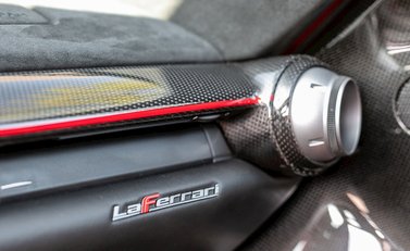 Ferrari LaFerrari 20