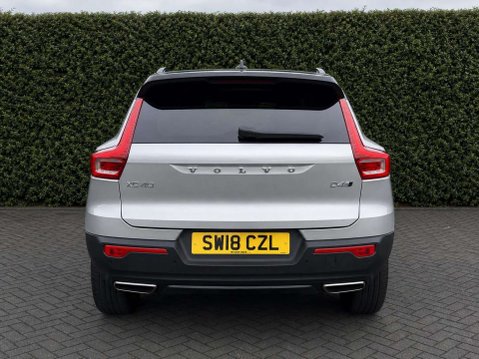 Volvo XC40 2.0 D4 First Edition SUV 5dr Diesel Auto AWD Euro 6 (s/s) (190 ps) 8