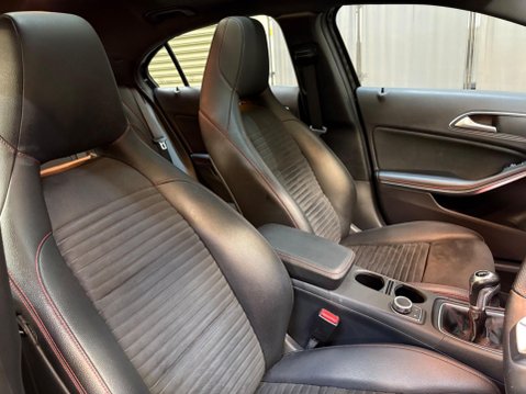 Mercedes-Benz A Class 1.6 A180 AMG Line (Executive) Euro 6 (s/s) 5dr 9